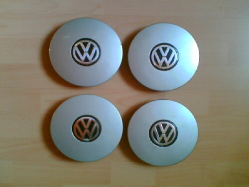 RADZIERKAPPEN FÜR VW POLO-6N1 / VW POLO-6N2 / VW POLO-CLASSIC / VW POLO-VARIANT / VW GOLF-3 / VW GOLF-3 VARIANT / VW VENTO 4 STÜCK SEHR GUT ERHALTEN!!!