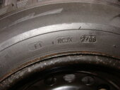 1 Satz Winterreifen auf Stahlfelge vom VW Passat 195/65R15 91T - Bild 3